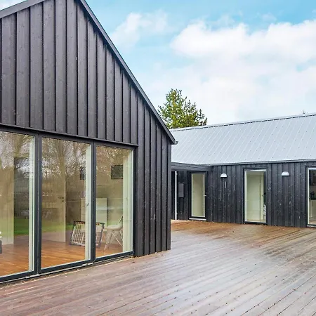 8 Person In Grenaa-by Traum Prázdninový dům Brondstrup