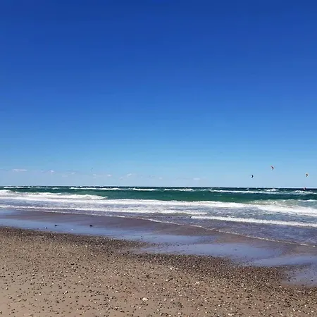 8 Person In Grenaa-by Traum Brondstrup