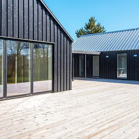 Prázdninový dům 8 Person In Grenaa-by Traum