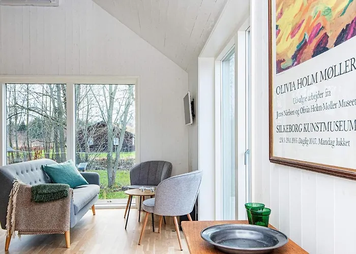 Holiday home 8 Person In Grenaa-by Traum *