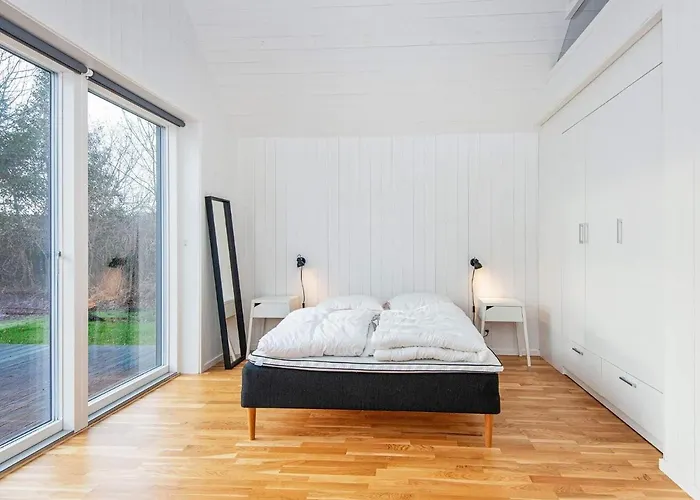 8 Person In Grenaa-by Traum Hébergement de vacances Brondstrup